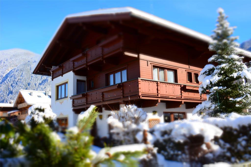 Haus Tirolerland Hotel Mayrhofen Buitenkant foto